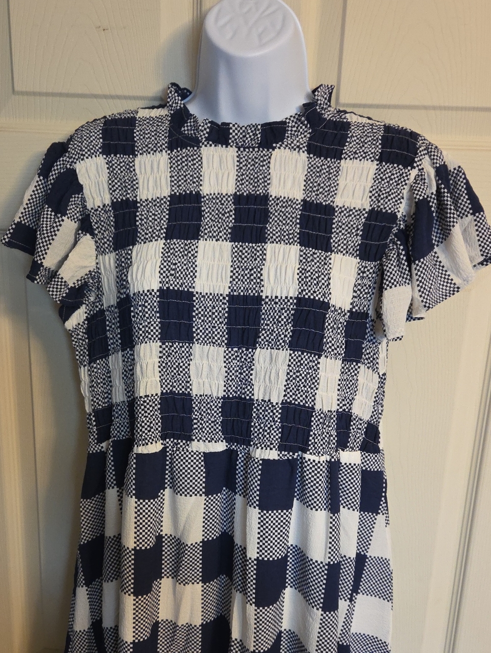 Moon River Navy and White Checkered Smocked Dress Size Small - Picture 4 of 13